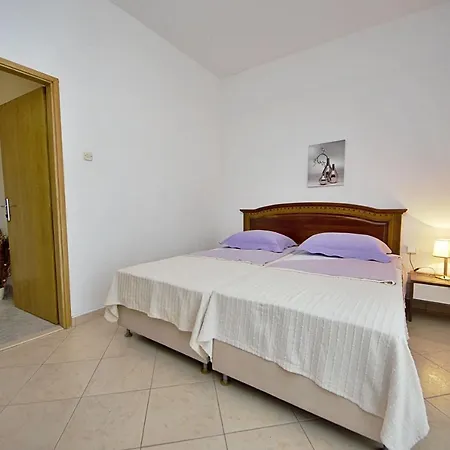 بيت للعطل House Vesna *