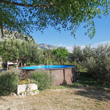 بيت للعطل House Vesna *