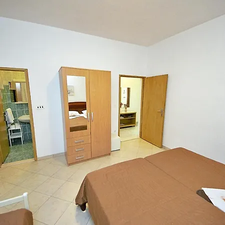بيت للعطل House Vesna